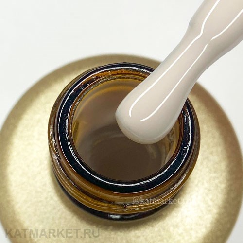 BSG 20мл Цветная жесткая база Colloration Hard 37 Цвет слоновой кости 12702037