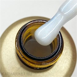 {{photo.Alt || photo.Description || 'BSG 20мл Цветная жесткая база Colloration Hard 21 Бело-лунный искрящийся оттенок с голубоватым шиммером'}}